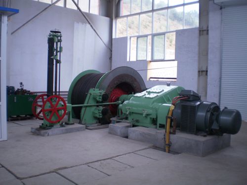 我國礦山機械標準對張緊絞車有什么樣的要求？